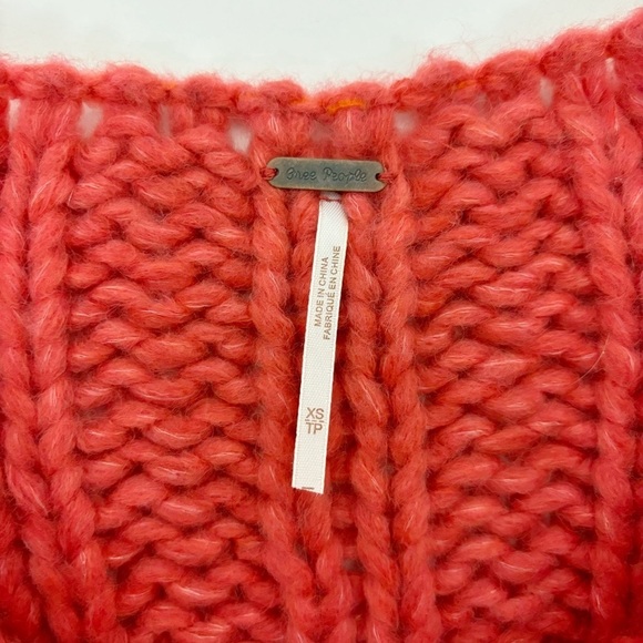 Free People Be There Chunky Knit Pullover in Coral Size XS - Picture 7 of 11